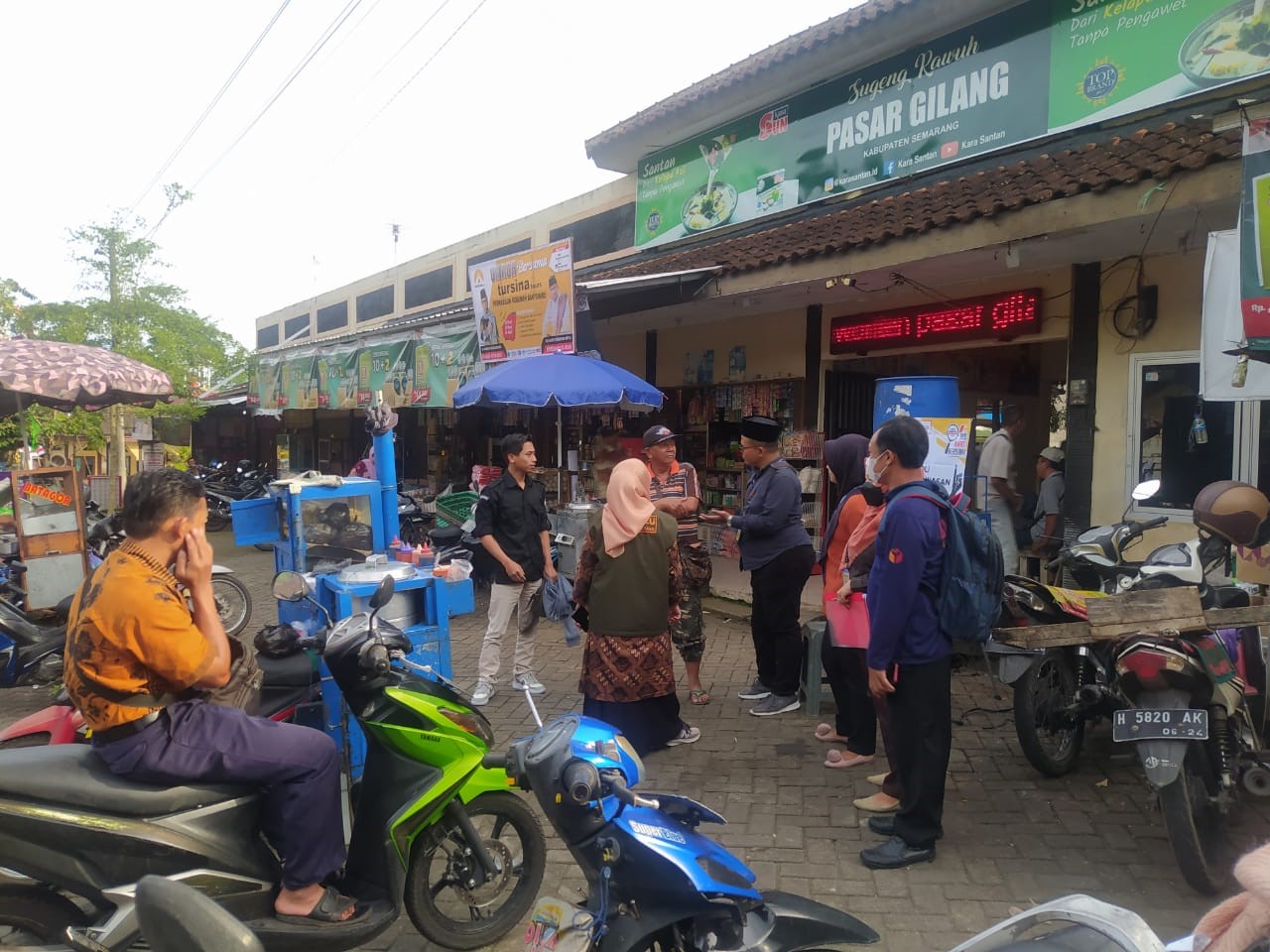 Selain Sediakan Posko Kawal Hak Pilih, Panwascam Banyubiru Patroli Pengawasan Langsung ke Masyarakat