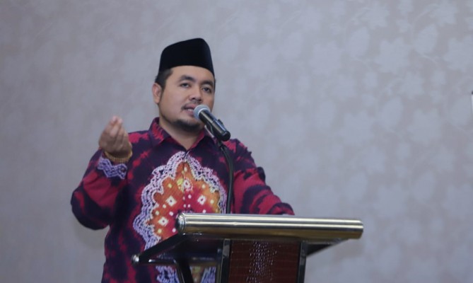 Cerita Afif Bawaslu Terima Piagam Keanggotaan A-WEB di India