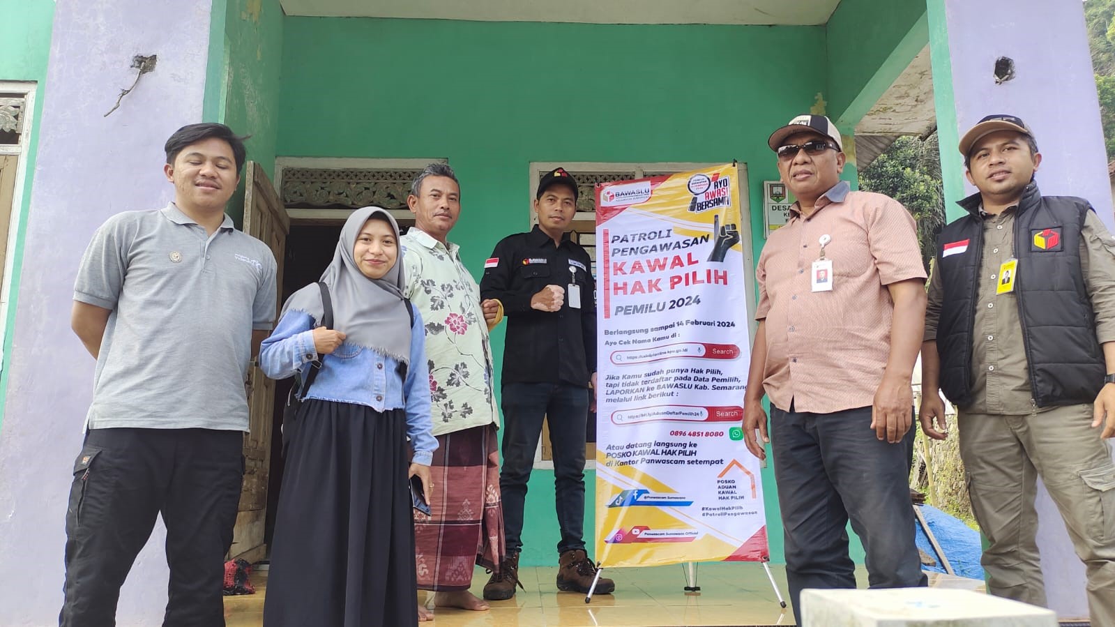 Patroli Pengawasan, Panwascam Sumowono Temukan Warga Belum Masuk Daftar Pemilih