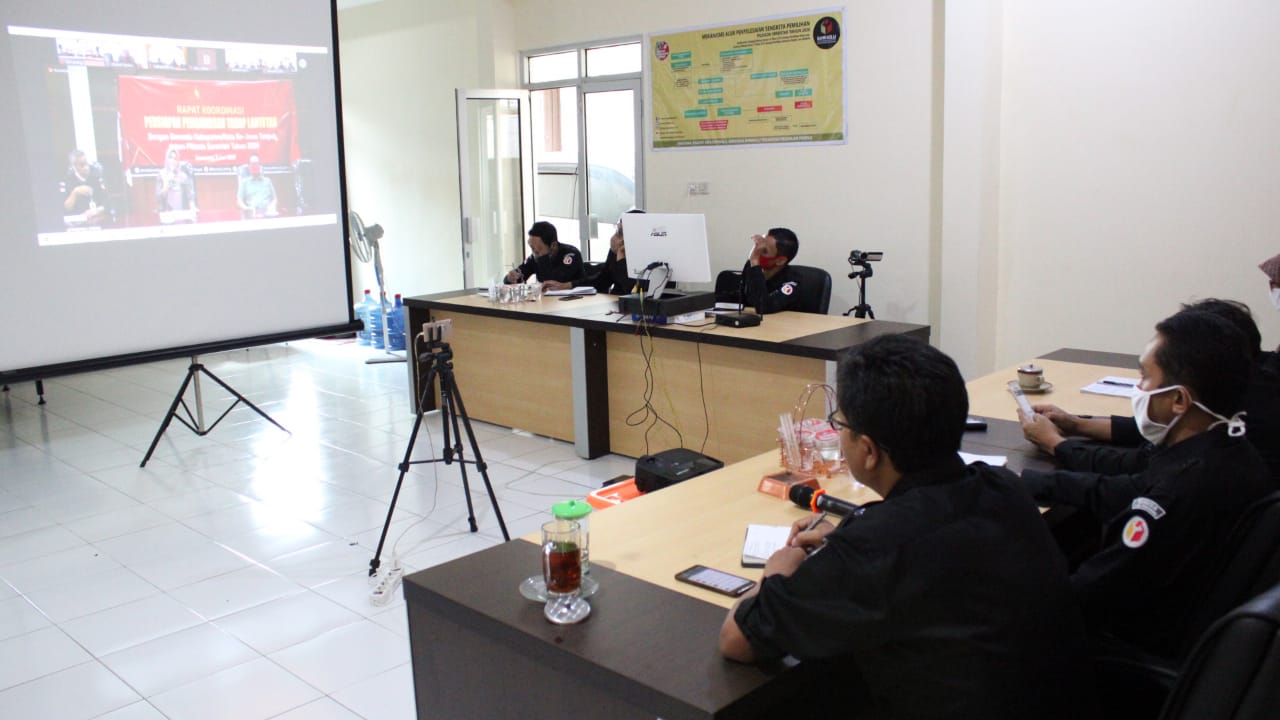 Sosialisasi Daring Penyusunan Inventaris Permasalahan Rancangan Perbawaslu pada Masa Pandemi dengan Bawaslu RI
