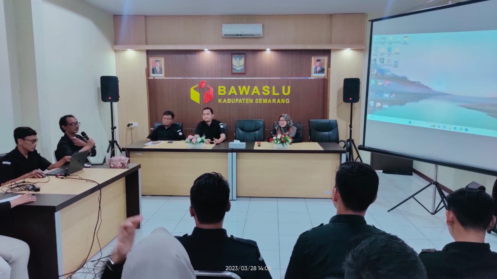 Tingkatkan Kinerja Jajarannya, Bawaslu Menggelar Rapat Fasilitasi Pembinaan dan Penguatan Kelembagaan