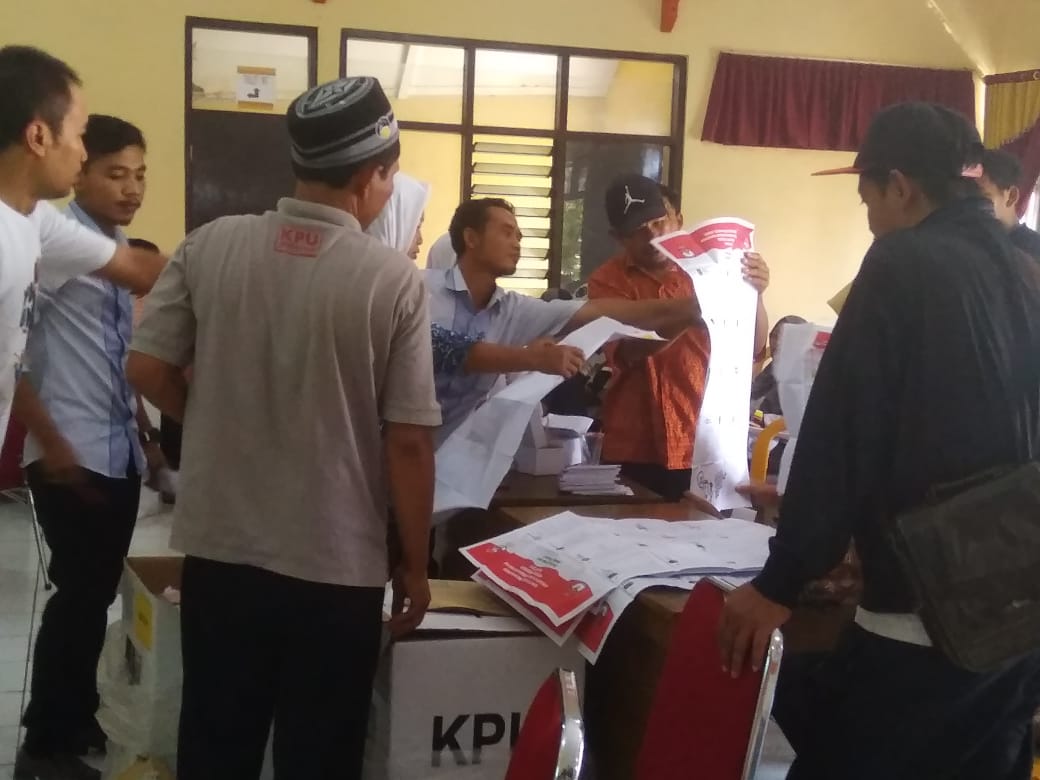 29 TPS di Kabupaten Semarang Hitung Suara Ulang