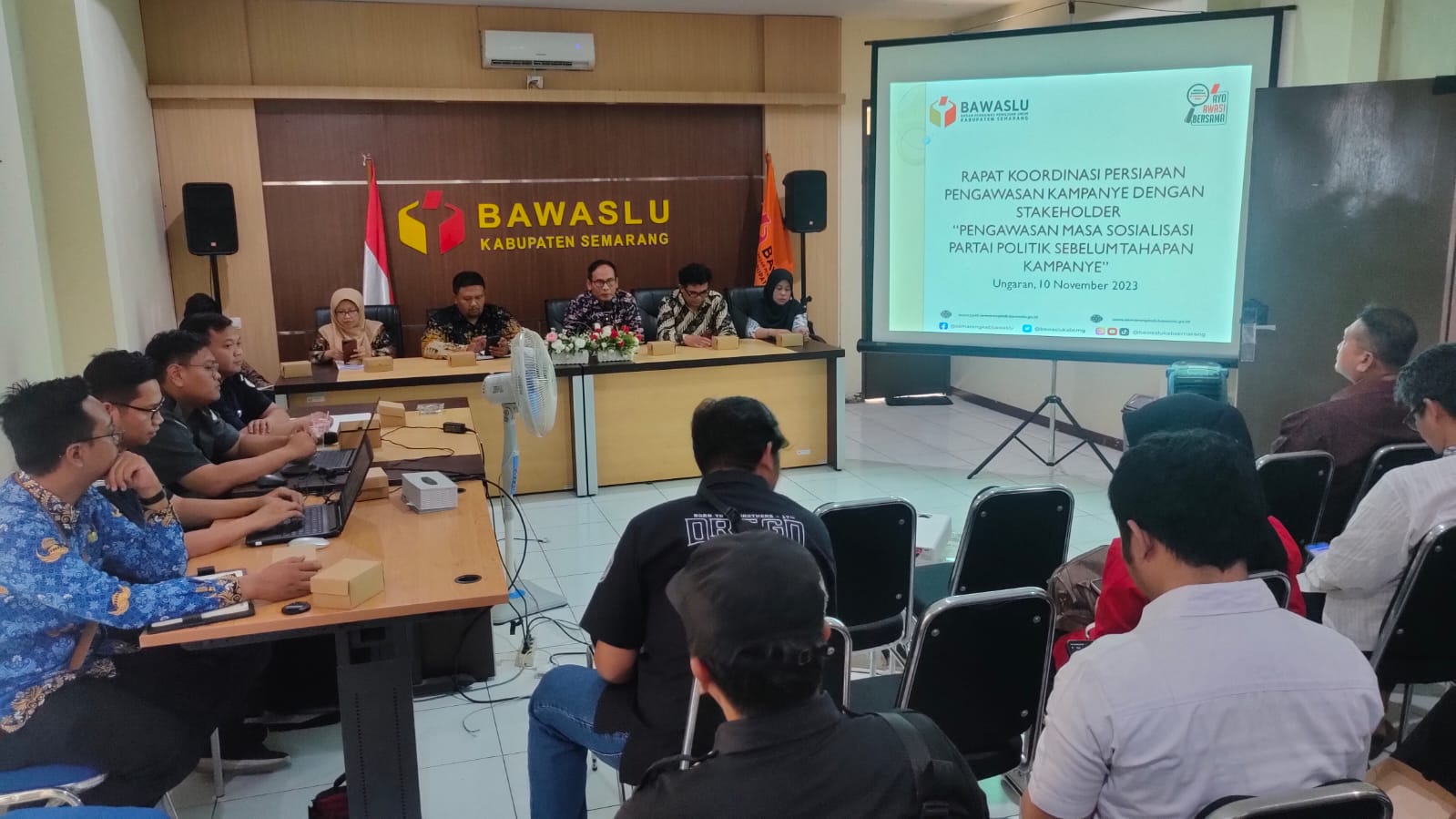 Suasana Rapat koordinasi pengawasan kampanye dengan stakeholder, Jumat 10 November 2023