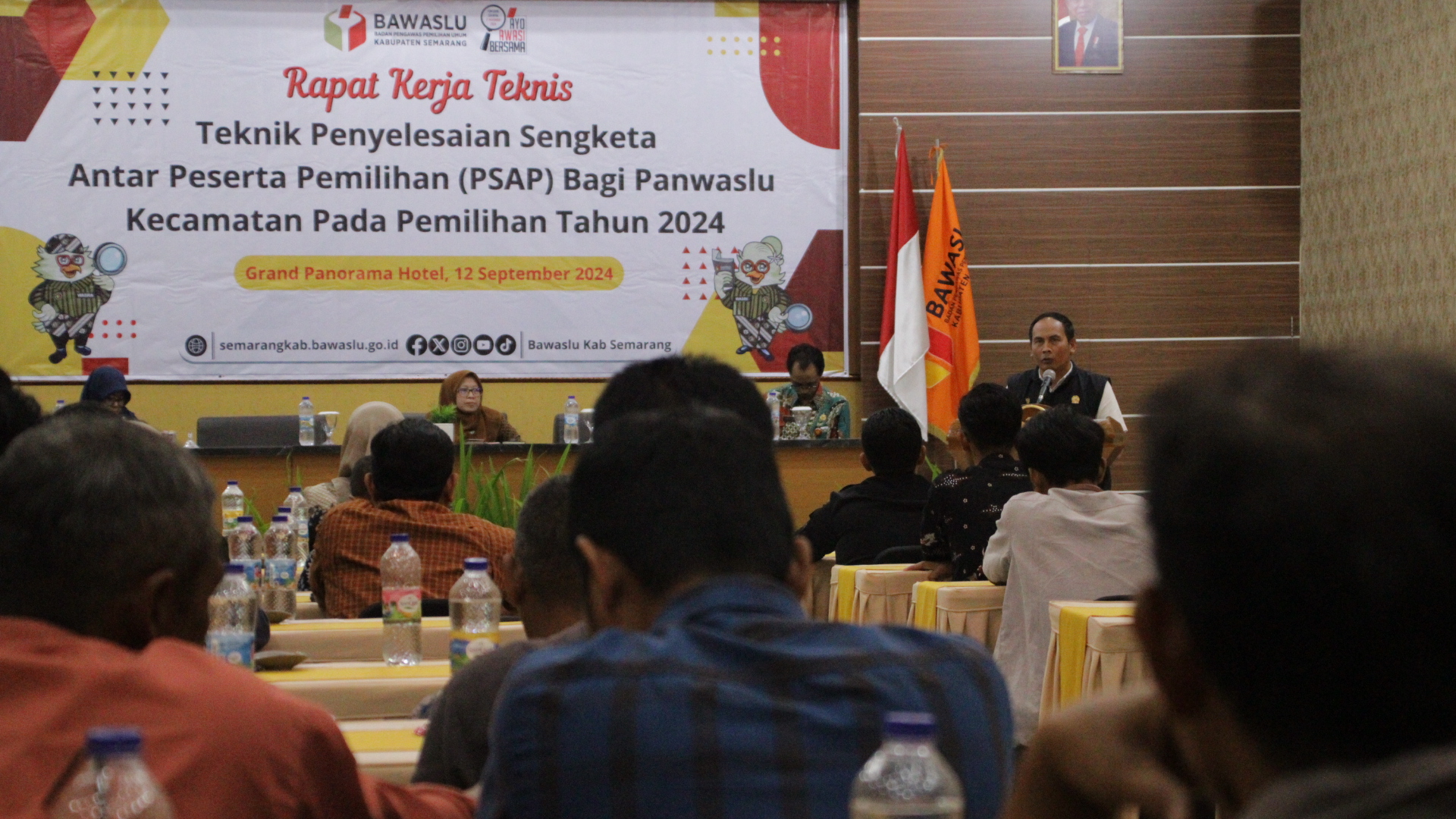 Ketua Bawaslu Kabupaten Semarang, Agus Riyanto memberikan sambutan sekaligus membuka acara.