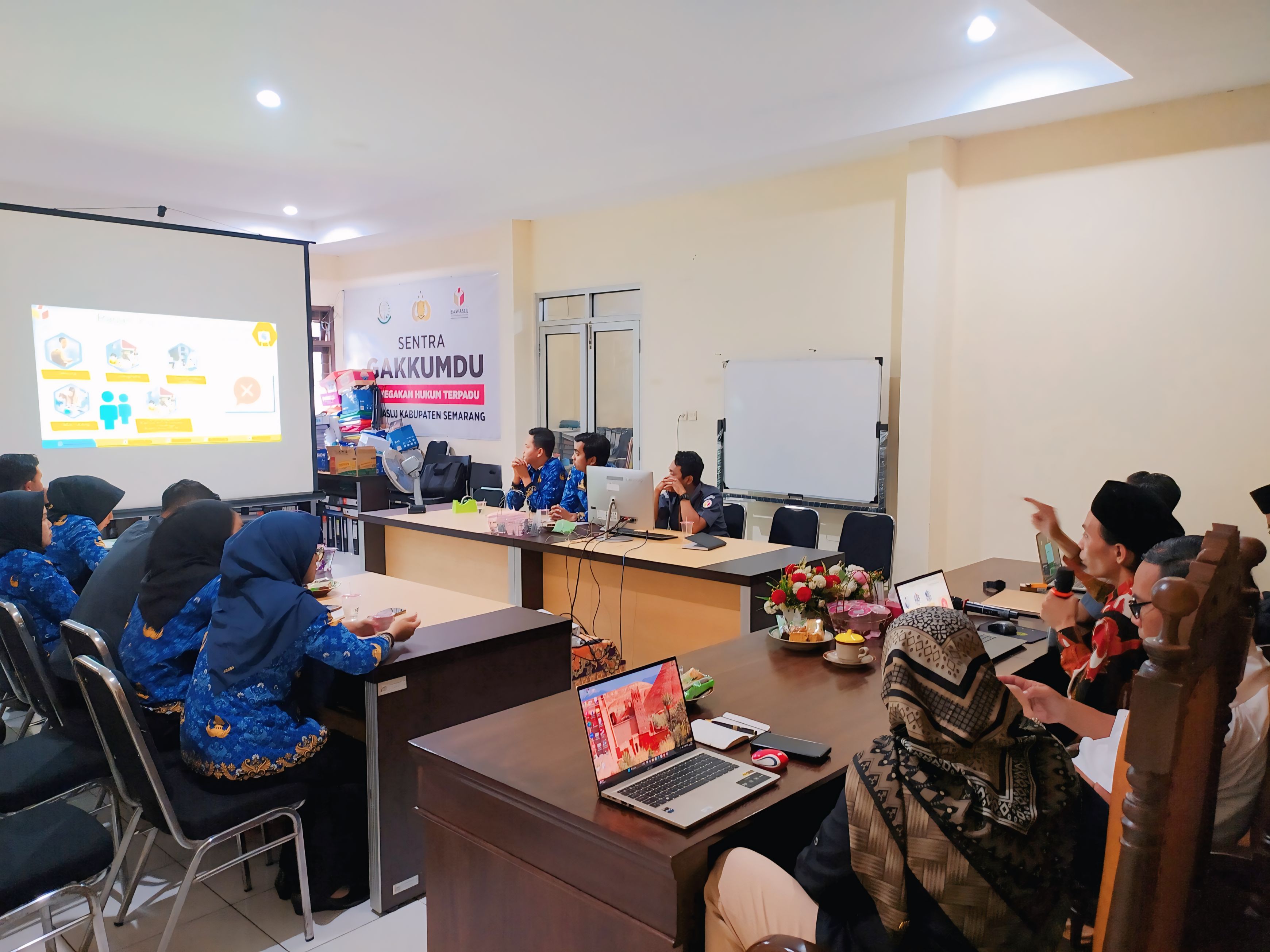 Pelatihan jurnalistik untuk jajaran Bawaslu Kabupaten Semarang