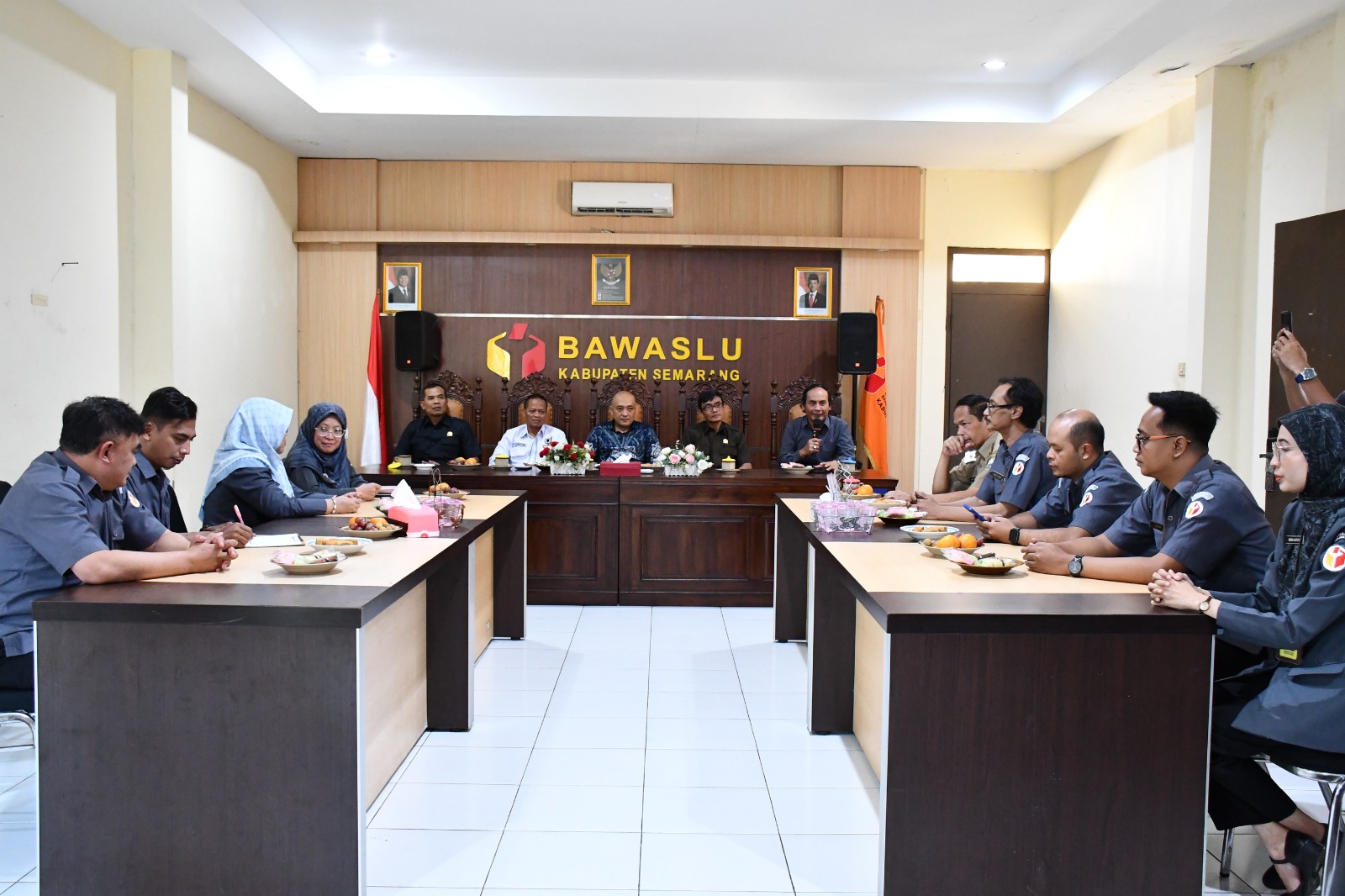 Bawaslu Kabupaten Semarang menerima kunjungan kerja DPRD Kabupaten Semarang, Senin 21 Juli 2025