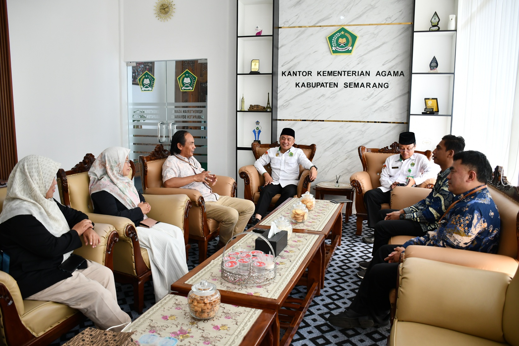 Suasana audiensi Bawaslu Kabupaten Semarang dengan Kementerian Agama Kabupaten Semarang pada Selasa, 23 September 2025.