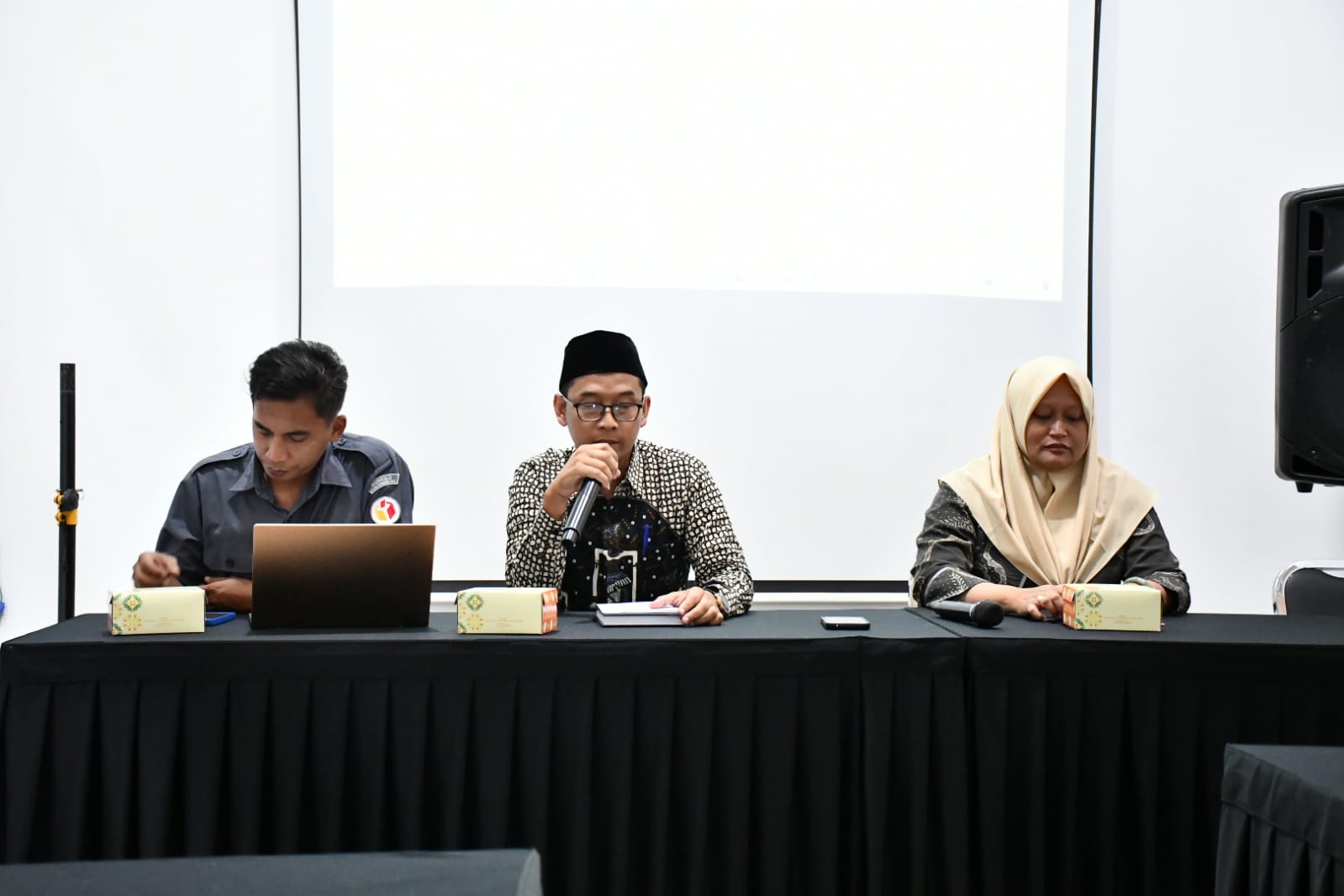 Sinkronisasi Bawaslu dan KPU Kabupaten Semarang pada hari Rabu 1 Oktober 2025