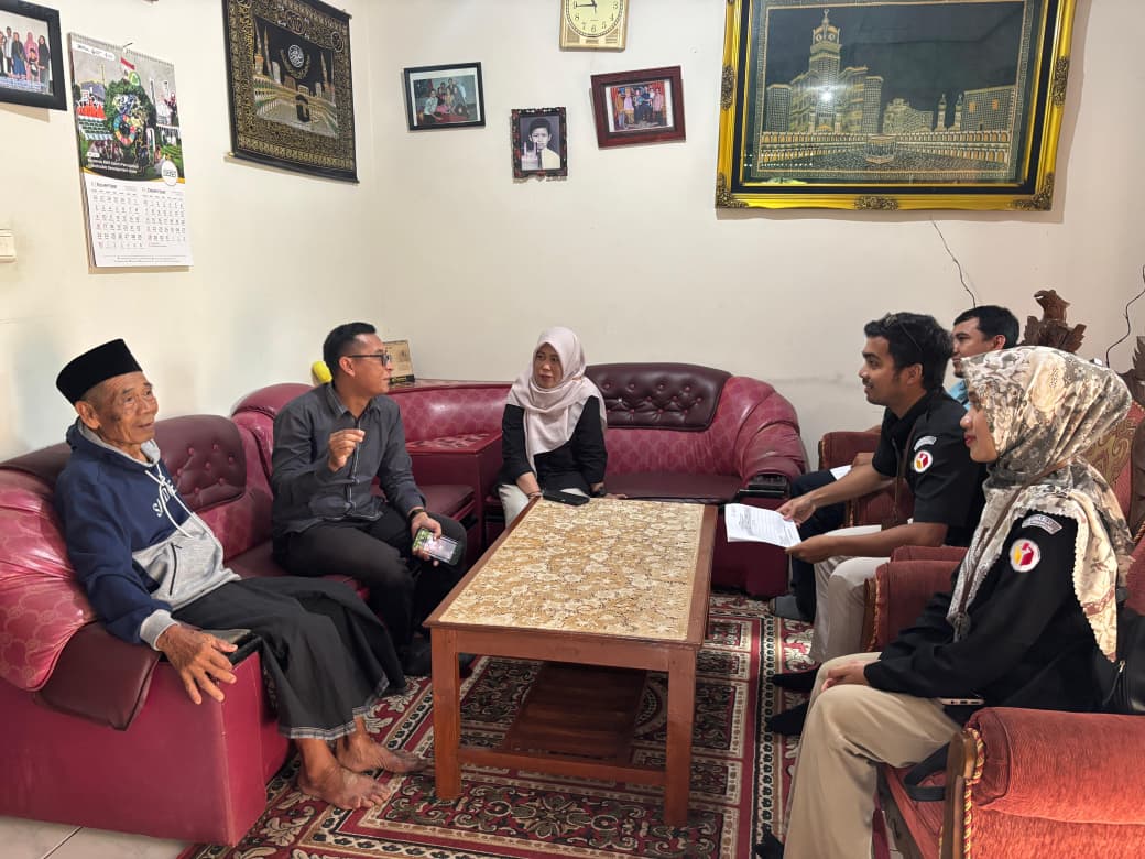 Koordinator Divisi Sumber Daya Manusia, Organisasi dan Diklat Bawaslu Kabupaten Semarang, Fithriyah mengawasi kegiatan coktas di Desa Pasekan, Kecamatan Ambarawa, Kabupaten Semarang, Kamis 20 November 2025