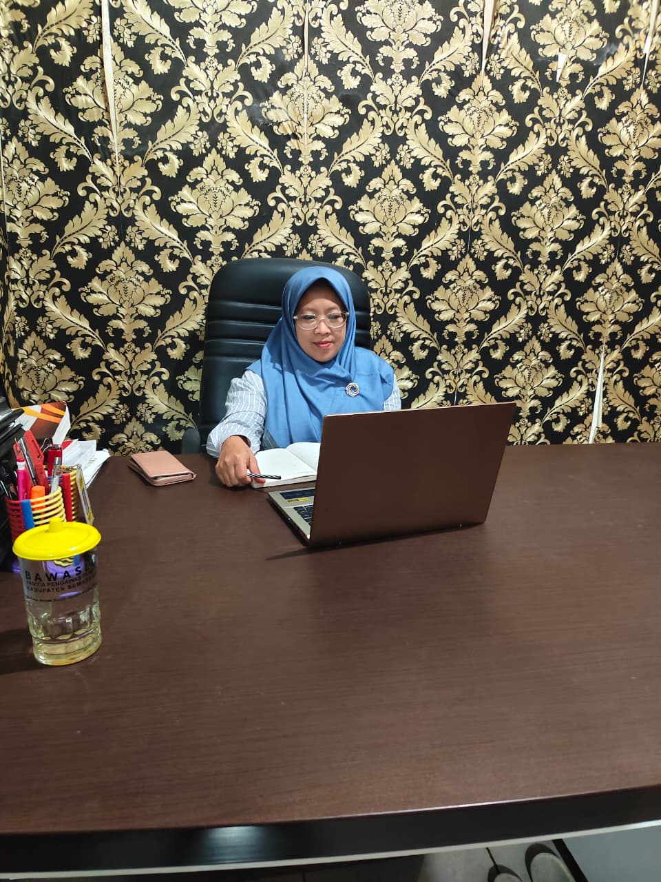 Kordiv HPS Bawaslu Kabupaten Semarang, Ummi Nu'amah mengikuti Selasa Menyapa Secara Virtual, Selasa (10/02/2026)