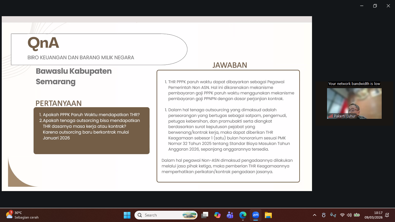Suasana rapat rutin mingguan “Pembinaan dan Evaluasi Bawaslu/Panwaslih Provinsi dan Bawaslu/Panwaslih Kabupaten/Kota” yang dilaksanakan secara daring melalui zoom meeting pada Senin, 9 Maret 2026.