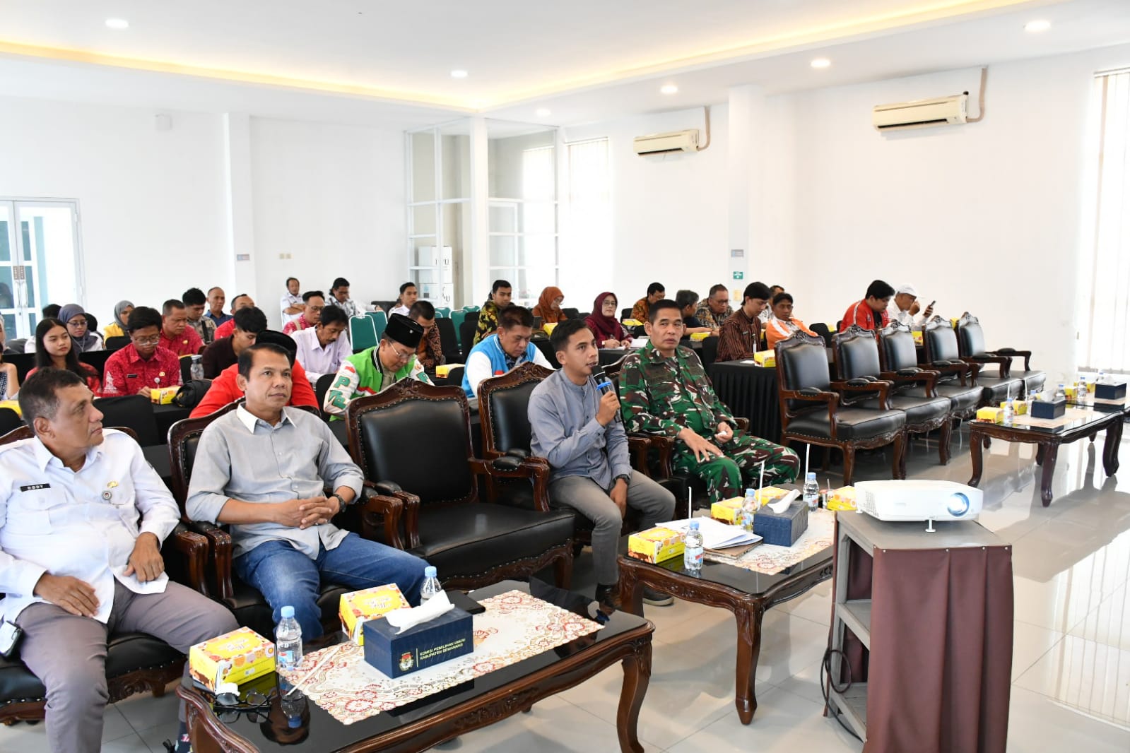 Rapat Pleno Terbuka Rekapitulasi Daftar Pemilih Berkelanjutan Triwulan I Tahun 2026 yang diselenggarakan oleh KPU Kabupaten Semarang.
