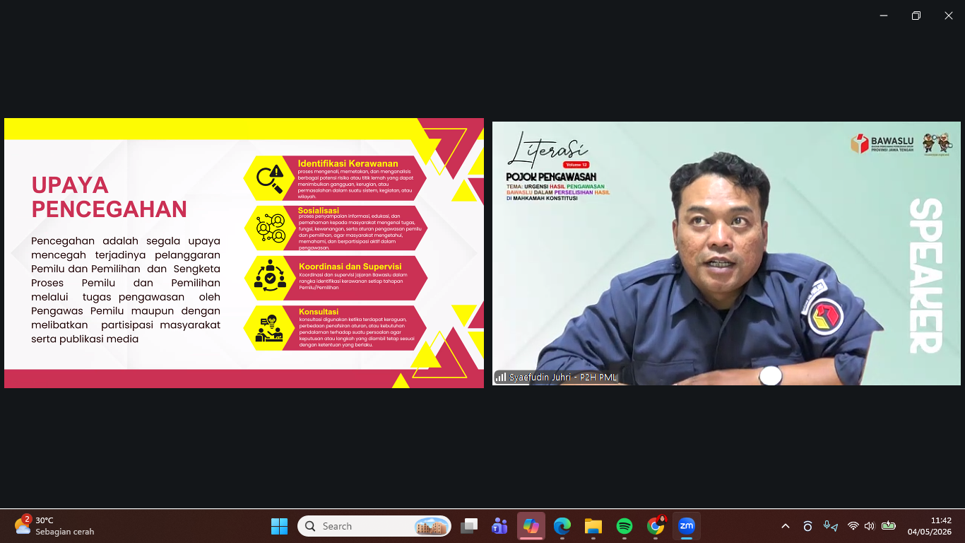 Narasumber Saefudin Juhri, Anggota Bawaslu Kabupaten Pemalang dalam kegiatan Literasi Pojok Pengawasan Vol. 12 pada Senin, 4 Mei 2026.