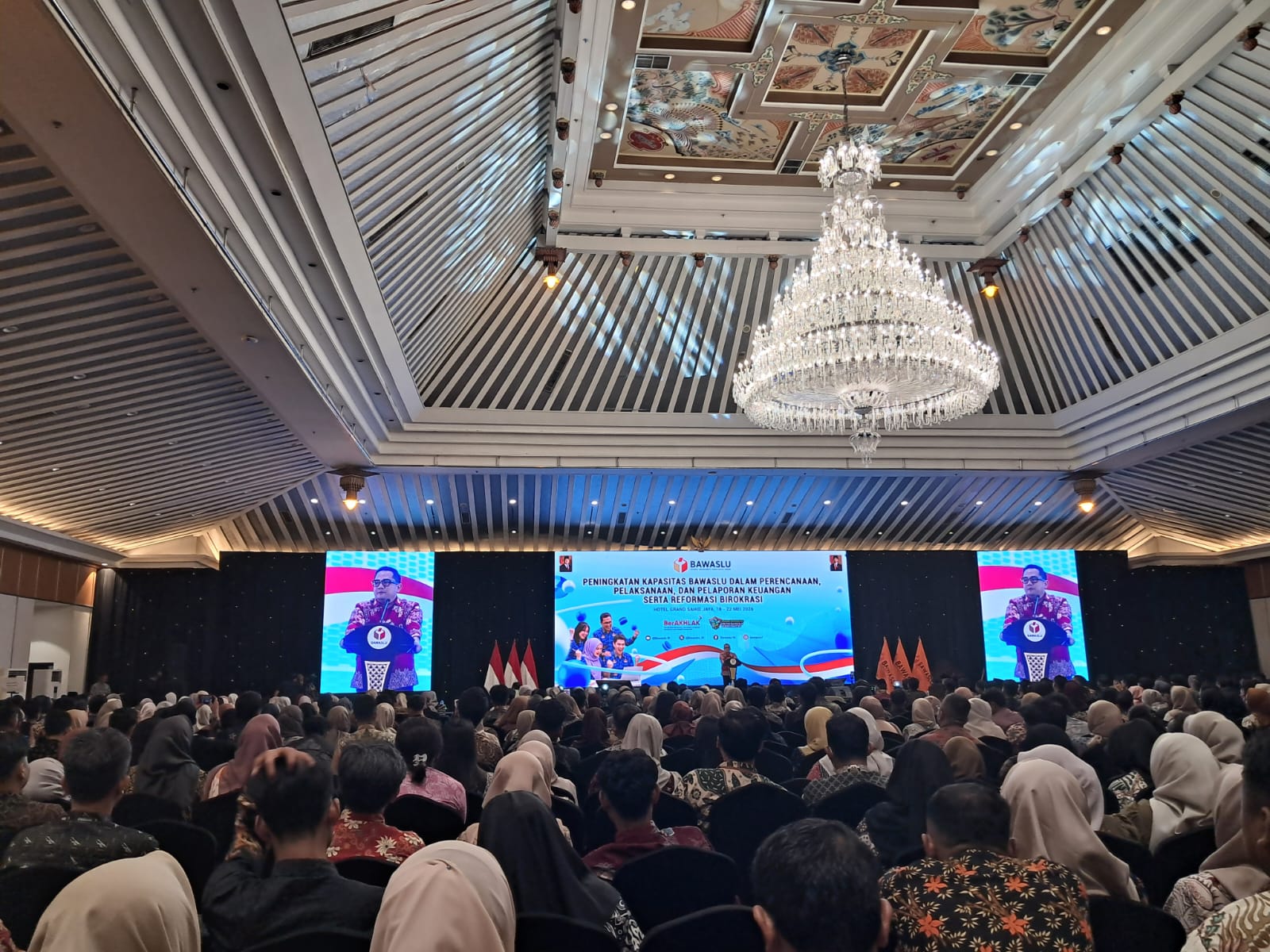 Ketua Komisi II 
