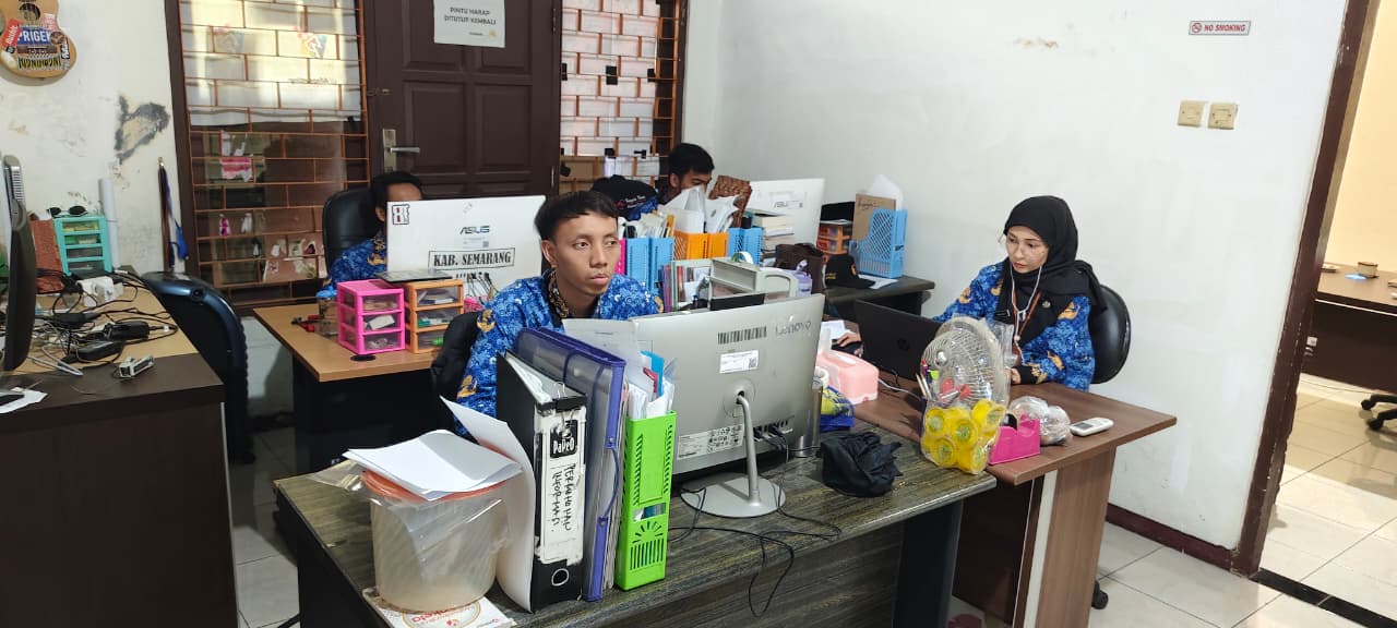 Tim Penilaian Mandiri Maturitas SPIP Terintegrasi Bawaslu Kabupaten Semarang mengikuti Zoom Meeting Pendampingan Pengisian Kertas Kerja Penilaian Mandiri SPIP Terintegrasi Tahun 2026 dan Bimbingan Penyusunan Dokumen Manajemen Risiko oleh Tim BPKP, Rabu (17/6/2026).