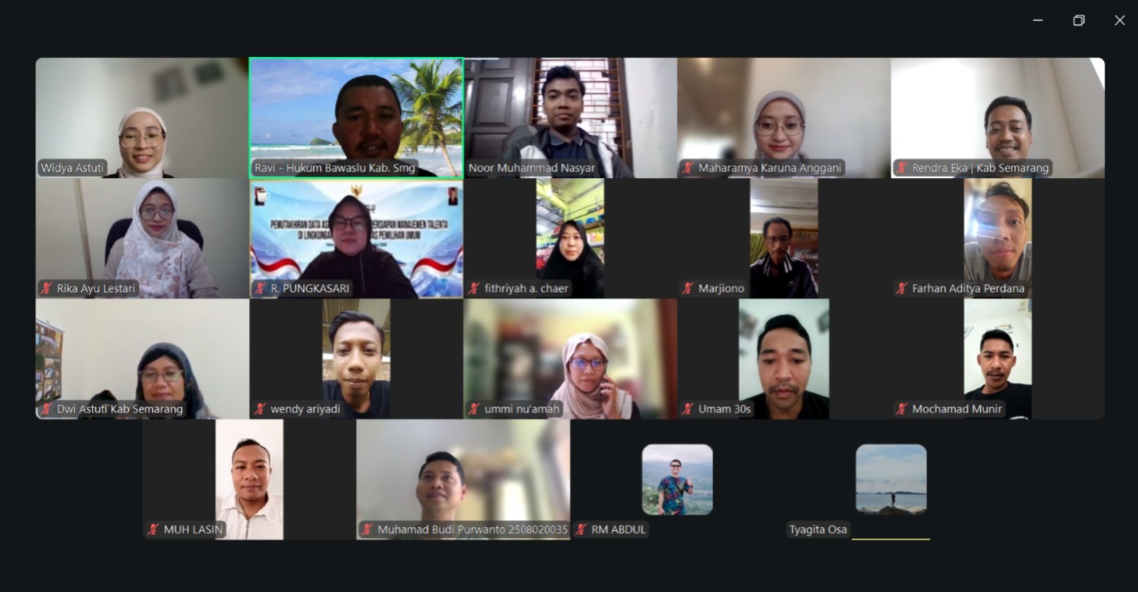 Rapat daring yang diadakan oleh Sekretariat Bawaslu Kabupaten Semarang dalam mempersiapkan tindak lanjut Bawaslu Membelajarkan Vol 2
