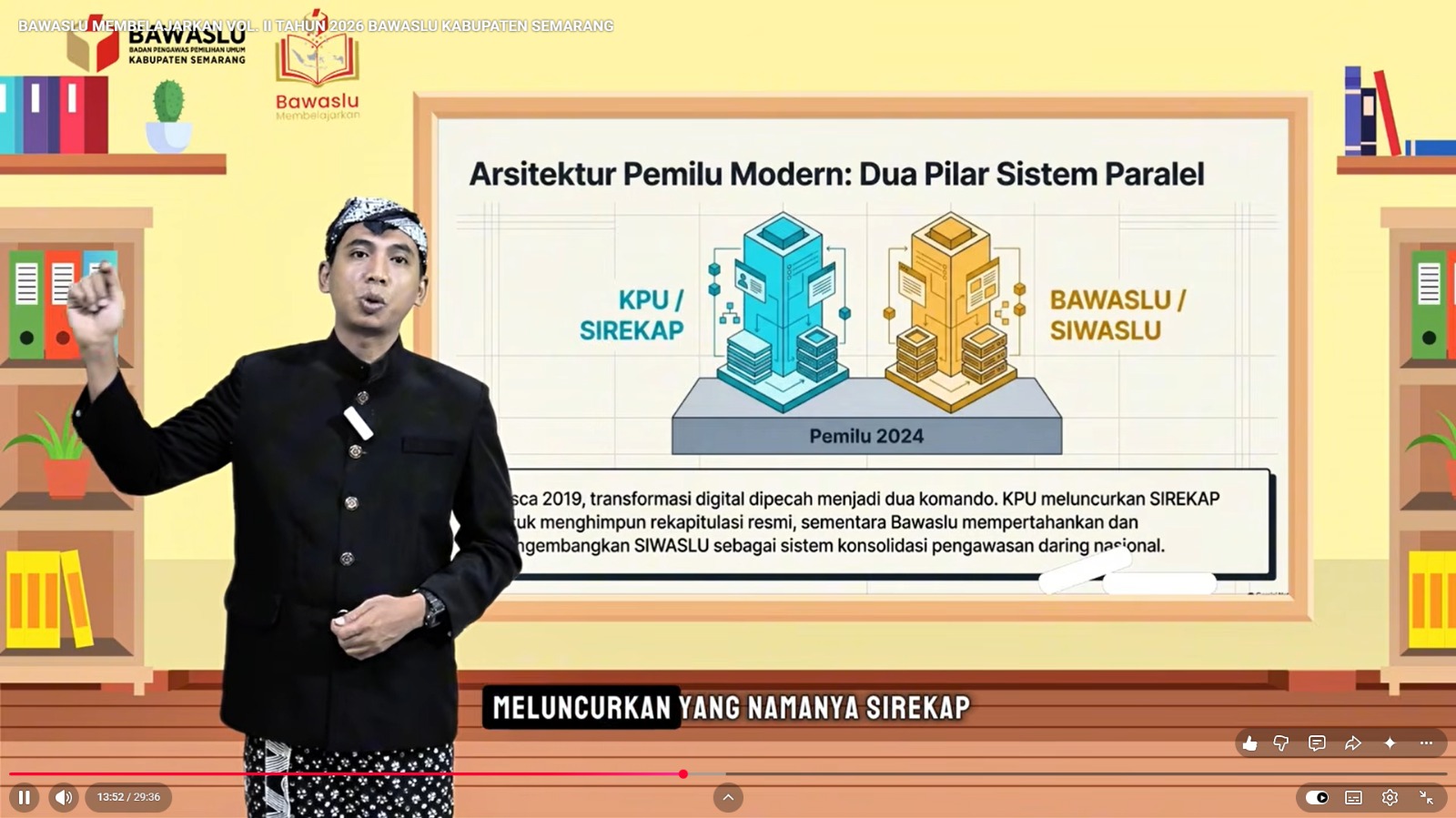 Koordinator Divisi Pencegahan, Parmas dan Humas Bawaslu Kabupaten Semarang, Muharom Al Rosyid saat menjadi presenter dalam program Bawaslu Membelajarkan Volume 2 Tahun 2026