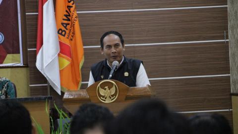 Ketua Bawaslu Kabupaten Semarang, Agus Riyanto memberikan sambutan sekaligus membuka acara.