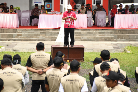 Suyana Kepala Badan Kesbangpol Kabupaten Semarang