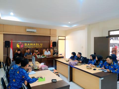 Pelatihan jurnalistik untuk jajaran Bawaslu Kabupaten Semarang