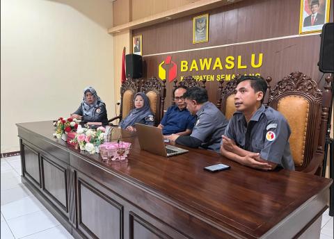 Muharom Al Rosyid dalam Kegiatan Rapat Rutin Seninan, Senin 11 Agustus 2025