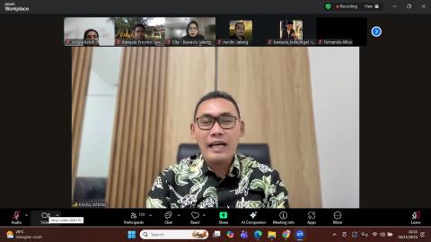 Koordinator Divisi Pencegahan dan Parmas Bawaslu Provinsi Jawa Tengah, Nur Kholiq dalam kegiatan rapat evaluasi P2P daring Tahun 2025 via zoom, Selasa 18 November 2025