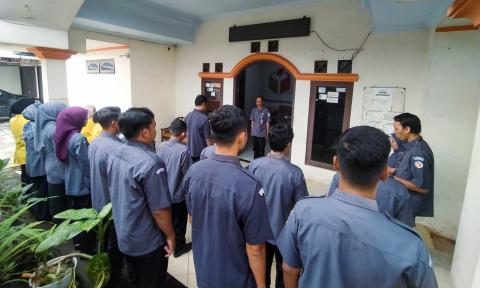 Apel pagi