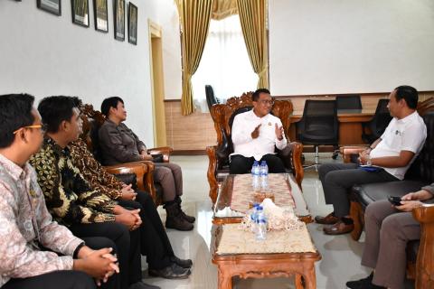 Suasana Konsolidasi Demokrasi dan Silaturahmi Bawaslu Kabupaten Semarang ke Kejaksaan Negeri Kabupaten Semarang, Kamis 16 April 2026