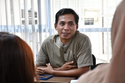 Koordinator Divisi Pencegahan, Parmas dan Humas Bawaslu Kabupaten Semarang, Muharom Al Rosyid pada Rapat Sinkronisasi Pemutakhiran Data Pemilih Berkelanjutan Triwulan II Tahun 2026 di KPU Kabupaten Semarang, Selasa 30 Juni 2026