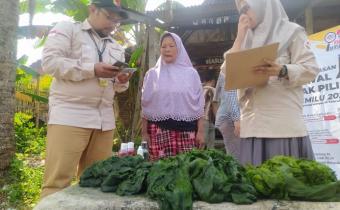 Sisir Wilayah Perbatasan, Panwascam Banyubiru Temukan Pemilih Ganda