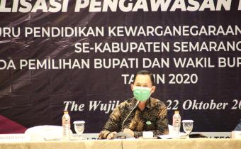 Peran Strategis Guru PPKN, Membumikan Pengawasan Partisipatif