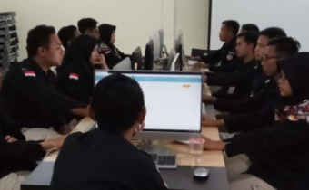 13 Staf PPNPNS Jalani Tes Socrative