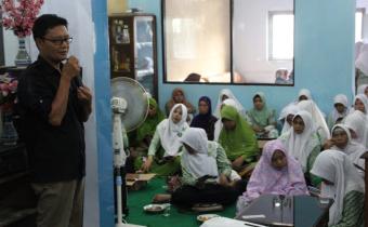 Sosialisasi Pengawas Partisipatif dengan Fatayat NU