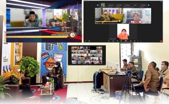 Webinar Pojok Pengawasan "Break the Bias dengan Memperkuat Partisipasi Aktif Perempuan dalam Proses Demokrasi yang adil dan Setara"