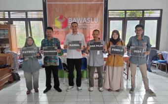 Patroli Pengawasan Kawal Hak Pilih, Bawaslu Kabupaten Semarang Sasar Wilayah Perbatasan