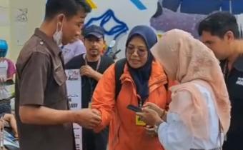 Gelar Patroli Pengawasan Kawal Hak Pilih, Panwascam Tengaran Manfaatkan Jam Istirahat Pabrik