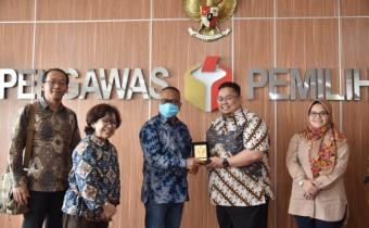 Temui Perwakilan PWI dan IJTI, Bawaslu Ajak Jurnalis Produksi Berita Benar Guna Perangi Hoaks