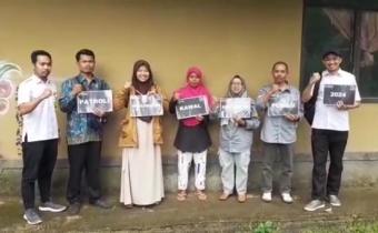 Laksanakan Patroli Pengawasan Kawal Hak Pilih, Panwascam Jambu Pastikan Pemilih Telah Dicoklit