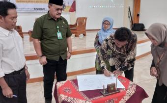 Tanda tangan MoU