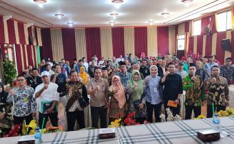 Foto bersama usai kegiatan sosialisasi pengawasan di RM Cikal Gading, Tuntang, Kabupaten Semarang (13/9/2024)