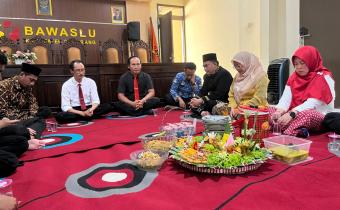 Giat Tasyakuran di Bawaslu Kabupaten Semarang