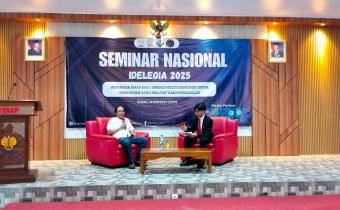 Ketua Bawaslu Kabupaten Semarang saat menjadi narasumber dalam Seminar Nasional Idelegia 2025 di UNNES
