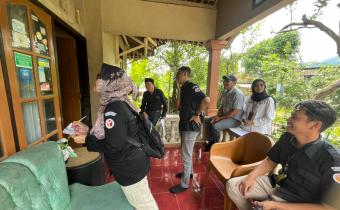 Anggota Bawaslu Kabupaten Semarang, Muharom Al Rosyid Dalam kegiatan Pengawasan Coktas di Kecamatan Ungaran Barat, Kamis 20 November 2025