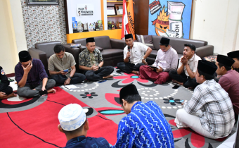 Ketua Bawaslu Kabupaten Semarang membuka kegiatan Tadaruz Al Qur'an pada Kamis, 19 Februari 2025.