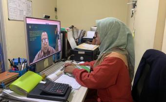 Bendahara Bawaslu Kabupaten Semarang, Rika Ayu Lestari mengikuti Sosialisasi dan Bimbingan Teknis (Bimtek) yang diselenggarakan oleh Kantor Pelayanan Perbendaharaan Negara (KPPN) Semarang I secara daring melalui Zoom Meeting pada Kamis, 5 Maret 2026. 
