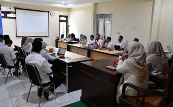 Pimpinan Bawaslu Kabupaten Semarang beserta Seluruh Staf Sedang Mengikuti Kegiatan Rabu Smart (01/04/2026)