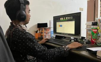 Staf Sekretariat Bawaslu Kabupaten Semarang Rapat Konsolidasi Teknis Alat Kerja Pengawasan, Pencegahan, Hubungan Antar Lembaga, dan Partisipasi Masyarakat yang diselenggarakan oleh Bawaslu Provinsi Jawa Tengah secara daring pada Kamis, 16 April 2026.