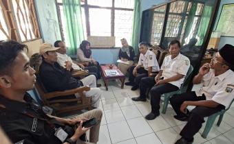 Bawaslu Kabupaten Semarang saat sedang melakukan Pengawasan Coktas di Desa Pabelan