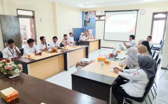 Rapat Evaluasi Pelaksanaan Pengawasan yang mengangkat tema "Optimalisasi Peran Saka Adhyasta Pemilu dalam Mendukung Pengawasan Partisipatif PDPB di Kabupaten Semarang", Rabu 6 Mei 2026