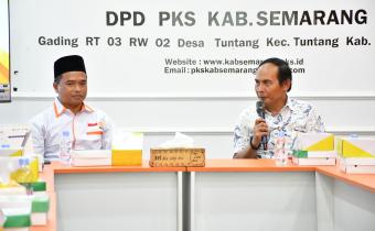 Ketua Bawaslu Kabupaten Semarang, Agus Riyanto, saya menyampaikan sambutan pada  Kegiatan Silaturahmi dan Konsolidasi Demokrasi dengan DPTD PKS Kabupaten Semarang, Rabu, 3 Juni 2026 di Tuntang Kabupaten Semarang